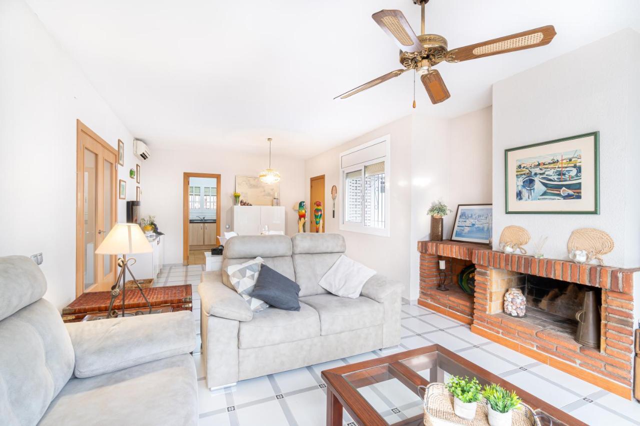 Willa "Charm & Cozy 4Br - 3Ba With Pool & Barbecue" Cambrils Zewnętrze zdjęcie